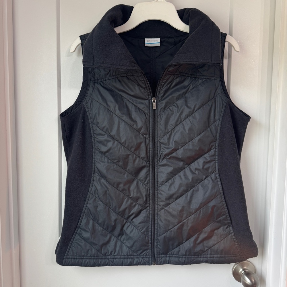 Columbia Black Quilted Vest